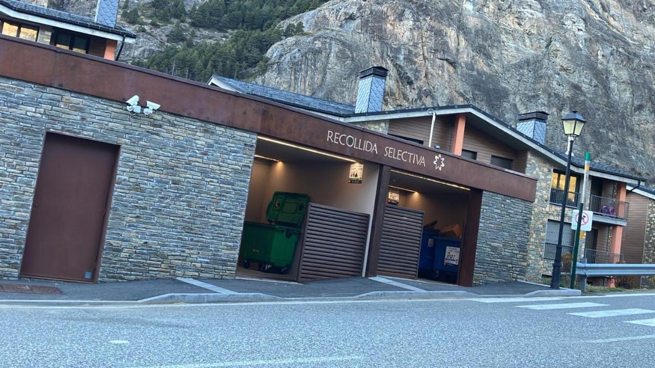 Apartaments Ashome Canillo Bagian luar foto